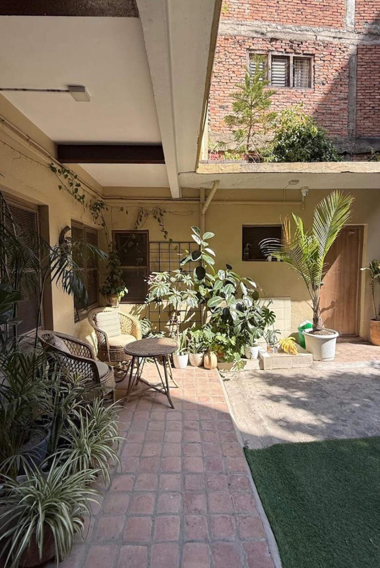 The Melo Pomelo Courtyard. Apartamento Catmandu Exterior foto